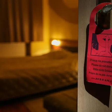 לינה וארוחת בוקר Jordan Goscinne